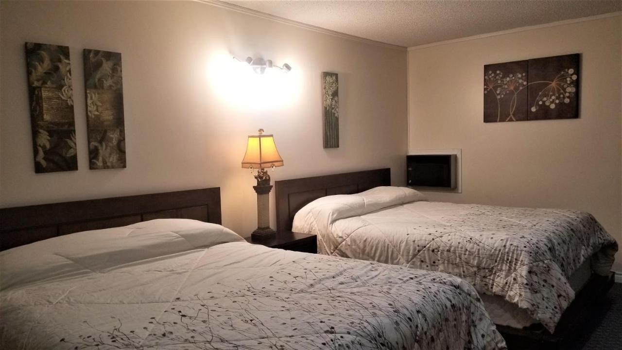 Vanderhoof Hillview Motel מראה חיצוני תמונה